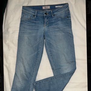 Guess Jeans crop midi jeans size 25